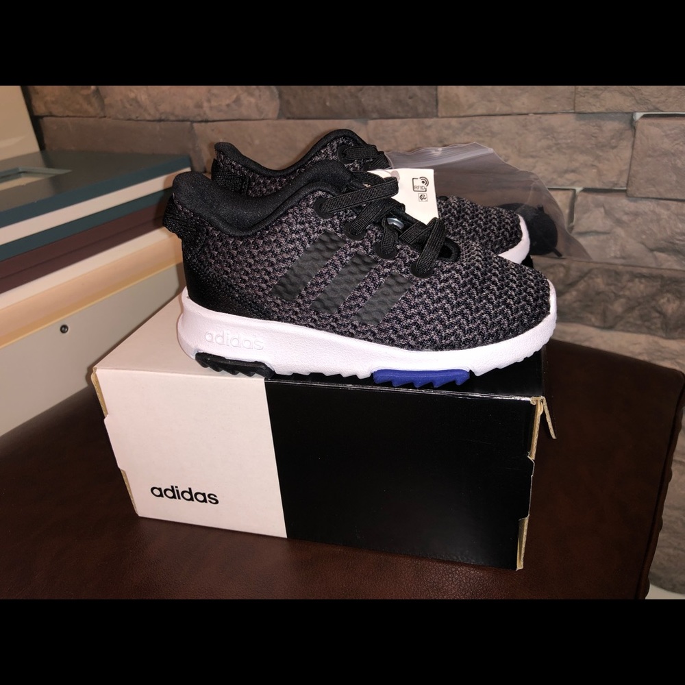 Adidas Toddler Racer TR size 6’7’8’10 NEW